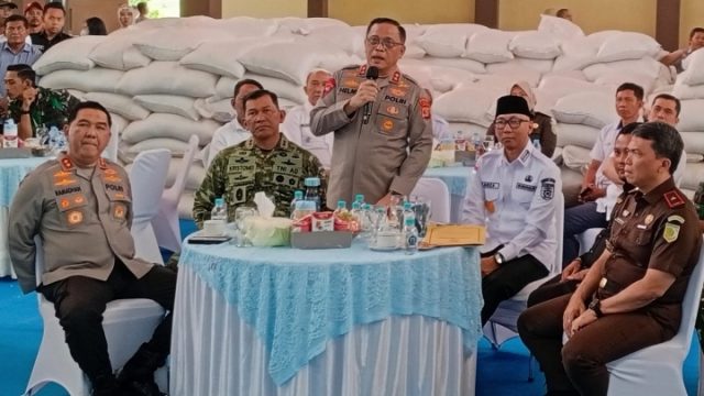 Kapolda lampung bersama Gubernur Lampung dan Pangdam XXI/Raden Intan ikuti Penanaman Jagung Serentak Kuartal IV secara Virtual.