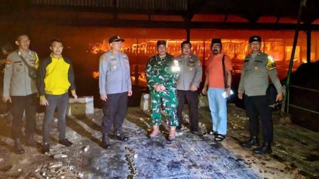 Kebakaran Hebat Hanguskan Pabrik PT SPM II di Lampung Tengah, Kerugian Capai Puluhan Miliar