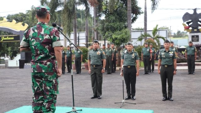 Kodim 0410/KBL Gelar Tradisi Kehormatan dan Penghargaan Bagi Tiga Prajurit Terbaik