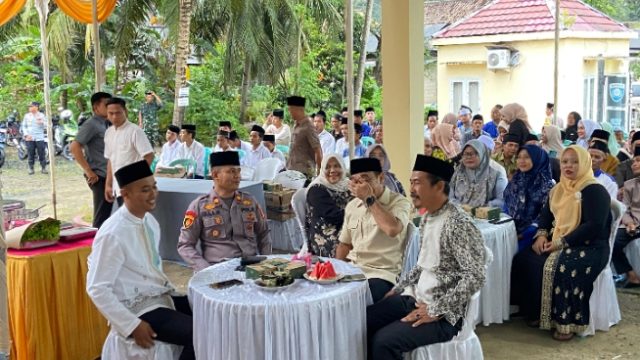 ‎Perkuat Sinergitas Lintas Sektoral, Polsek Candipuro Gelar Buka Bersama Tokoh Masyarakat  ‎