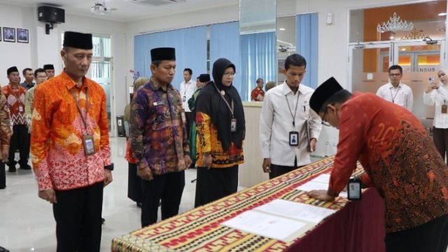 Enam Kepala BPS Kabupaten di Lampung Resmi Dilantik, Perkuat Komitmen Kinerja dan Integritas