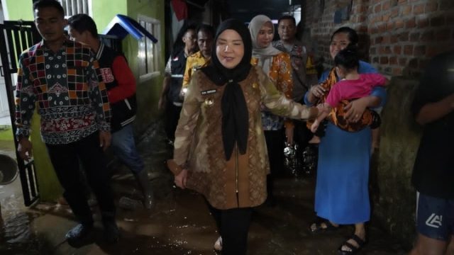 Hujan Deras Menelan Korban, Walikota Turun Langsung Kunjungi Rumah Korban