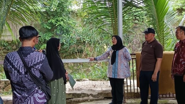 Wali Kota Eva Dwiana Blusukan ke Kedamaian, Temui Warga Bantaran Sungai: “Semua Persoalan Bandar Lampung Akan Kita Selesaikan”
