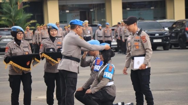Lapangan Hitam Jadi Saksi, 35 Bintara Remaja Bidpropam Polda Lampung Jalani Pembaretan