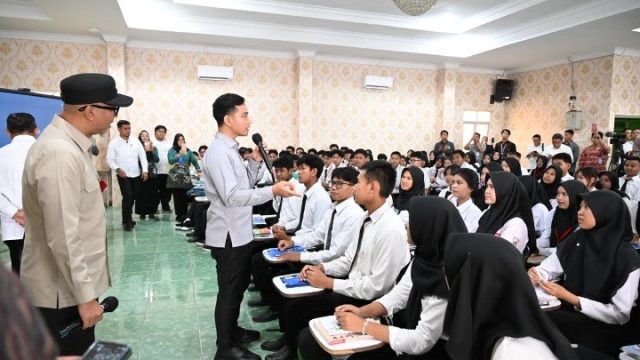Tinjau Pelatihan Vokasi di SMKN 4 Bandar Lampung, Wapres Dukung Penguatan SDM Berdaya Saing Global