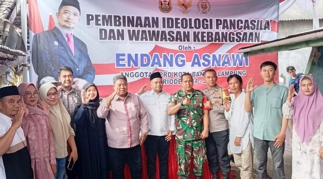 Ketua Fraksi DPRD Kota Bandar Lampung Endang Asnawi Sosialisasikan Ideologi Pancasila dan Wawasan Kebangsaan di Way Lunik