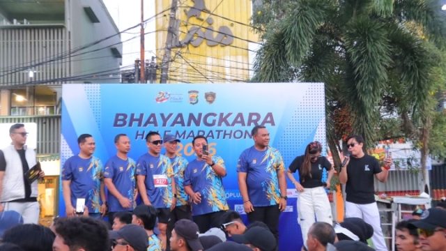 Kolonel Arm Hermawan,S.H.M.M. Turut Serta Sukseskan Acara Bhayangkara HALF RUN 2026