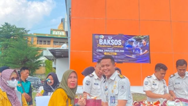 Semarak HUT ke-81 RI, Rutan Bandar Lampung Ikuti Kegiatan Pembagian Bantuan Sosial kepada OJESA Bandar Lampung