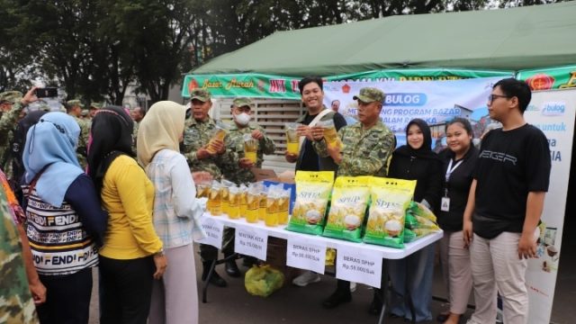 Peringati HUT Ke-81 TNI Kodim 0410/KBL Sukses Gelar Bazar UMKM Bertajuk “Radin Inten”