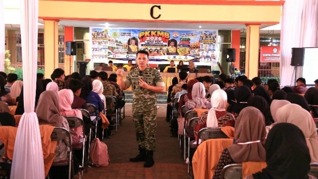 Dari Kampus untuk Bangsa, Danrem 043/Gatam Tanamkan Nilai Bela Negara kepada Mahasiswa STKIP PGRI Bandar Lampung