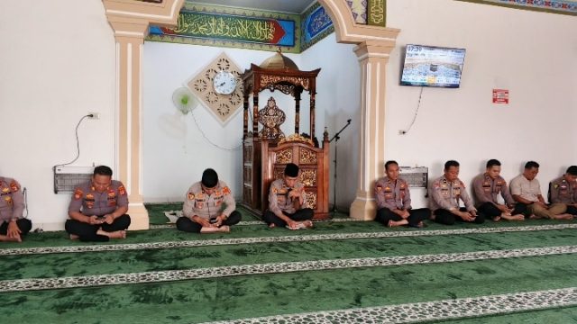 Perkuat Iman dan Integritas, Polres Tulang Bawang Gelar Binrohtal: Personel Diajak Dekatkan Diri kepada Allah SWT
